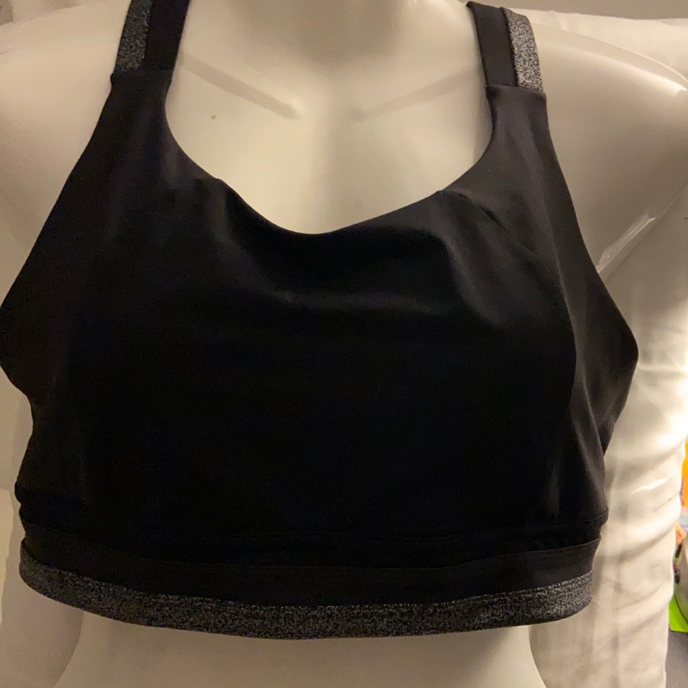 Lululemon - Picture 1 of 4